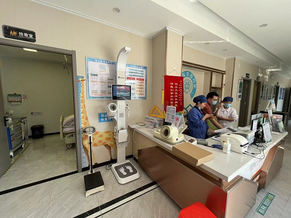 現(xiàn)代醫(yī)療體檢設備-健康智慧管理一體機